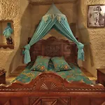 Szálloda Travel Cave