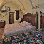 Szálloda Travel Cave 2*