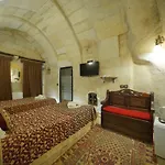 Szálloda Travel Cave