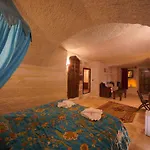 Travel Cave