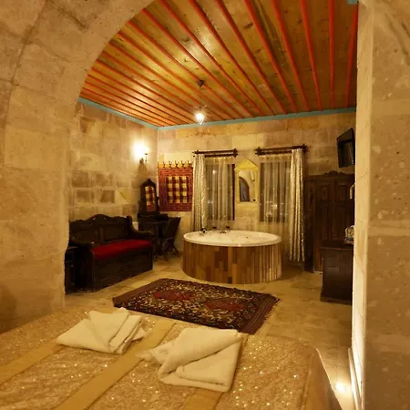 Travel Cave Göreme