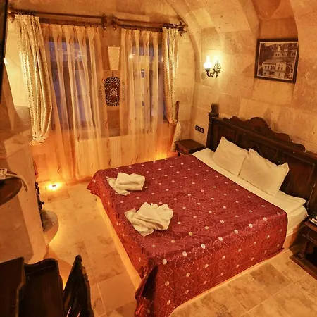 Travel Cave 2*
