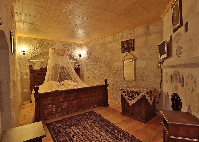 Travel Cave Szálloda 2*