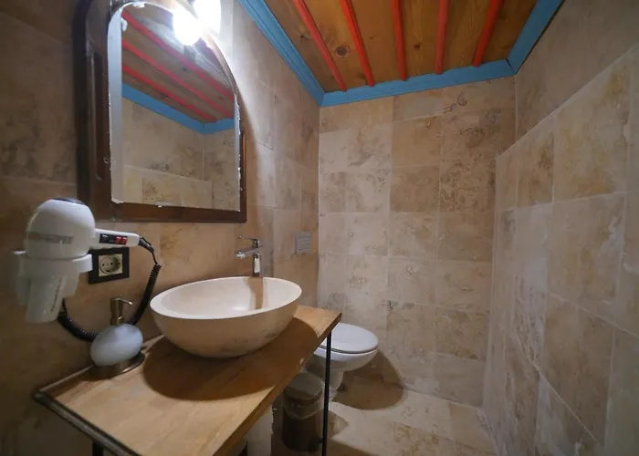 Szálloda Travel Cave 2*